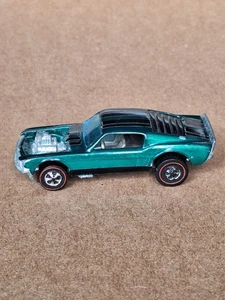 Mustang Boss Hoss 1969 verde Hot Wheels Redline alerón interior gris Hong Kong  - Imagen 1 de 6