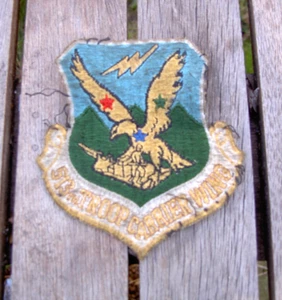 VINTAGE GENUINE 513 TROOP CARRIER WING PATCH EMBLEM USAF - Picture 1 of 2
