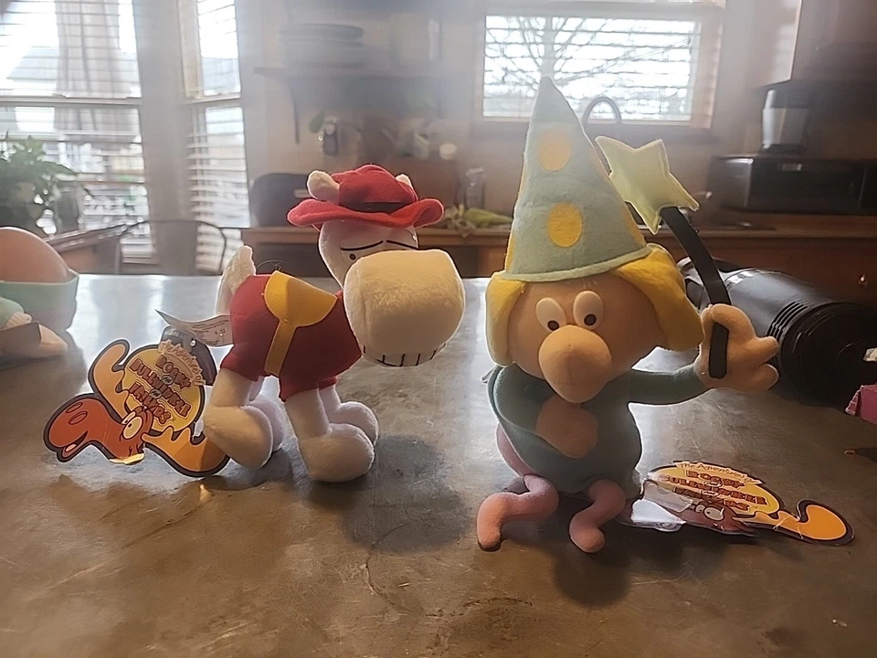 CVS - ROCKY y Bullwinkle y AMIGOS - CABALLO y peluche de hadas fracturadas Foto 1 de 4