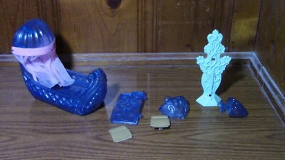 Mattel She-Ra Princess of Power Crystal Castle Playset Accessories Lot 1984 - Image 1 of 4