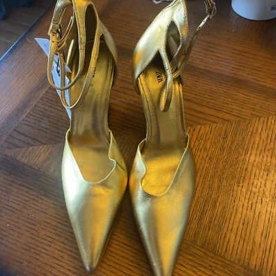 TACÓN ZARA (cuña) dorado metálico talla 38 EE. UU. 7 1/2 NUEVO CON ETIQUETAS Foto 1 de 3