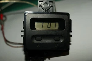 1998-2004 Isuzu Rodeo Honda Passport Digital Dash Clock Tested Working - Picture 1 of 5