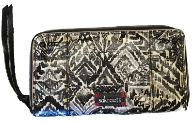 Sakroots Clutch Wallet Passport Card Holder Zip-Around Peace Black & White - Image 1 of 4