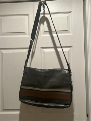 Coach Bleecker Debossed  Leather Messenger/Crossbody Green  D-1382-70986 Vtg - Image 1 of 4