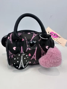 BETSEY JOHNSON Mini Barrel Bag NWT Crossbody Eiffel Tower Fluffy Heart Charm - Picture 1 of 11