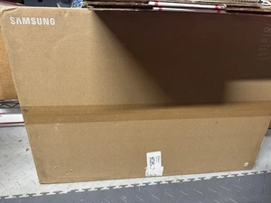 Samsung Odyssey G3 32" LED FreeSync Premium Gaming Monitor - LS32AG320NNXZA - Bild 1 von 4