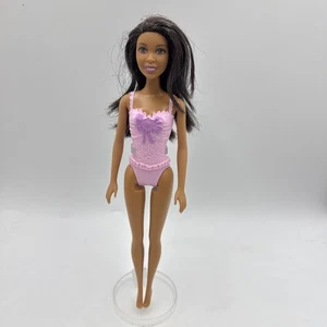 Muñeca Barbie Princesa Nikki 2016 Mattel DNG15 AA afroamericana - Imagen 1 de 6