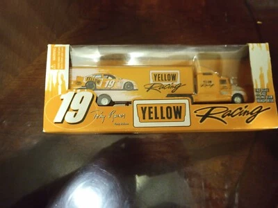 Racing Champions #19 1998 Tony Raines Yellow Freight escala 1:64 NASCAR diecast Foto 1 de 4