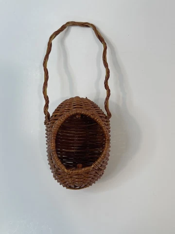 Vintage Hanging Basket for Air Plants or Decor, Bohemian Boho, Retro (2.5 x 7in) Cover