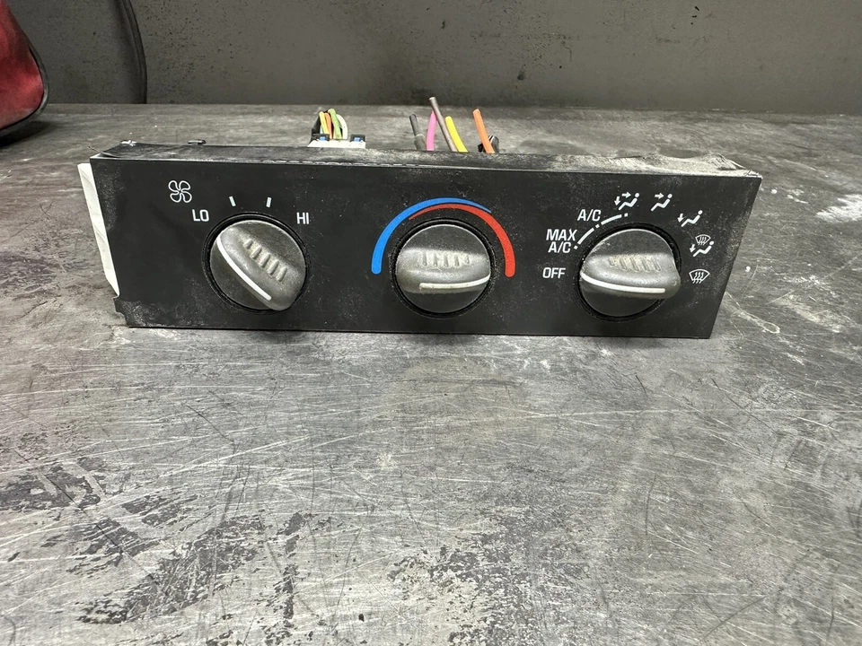 2003 CHEVROLET EXPRESS 2500 VAN Heat AC Controller 09375795 OEM 01-07 Foto 1 de 1