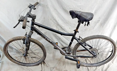 Giant Boulder MTB Bike 18" L Hardtail Front Suspension Black Steel Bikepacking:) - Image 1 of 4