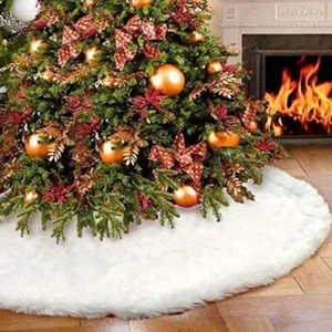 Handmade Christmas Tree Skirts Faux Fur Faux Fur Carpet Xmas Tree Skirt Indoor - Picture 1 of 15