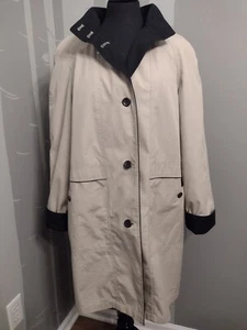 Womens London Fog Trench Coat Size 12 Towne Mid Length Jacket Lined Button EUC - Picture 1 of 8