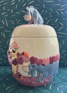 Gorgeous Vintage Disney Winnie-The-Pooh Valentine Large Cookie Jar 💖 - Picture 1 of 11