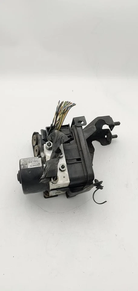 Módulo de bomba de freno ABS 2011-2013 Chevrolet Cruze | 13434670 Foto 1 de 2