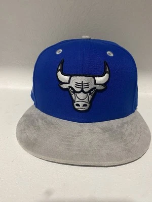 SnapBack New Era Chicago Bulls 6 veces campeón Foto 1 de 4