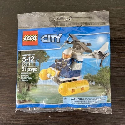 *NEW* Lego CITY 30311 Swamp Police Helicopter Polybag VINTAGE Pilot - Image 1 of 2