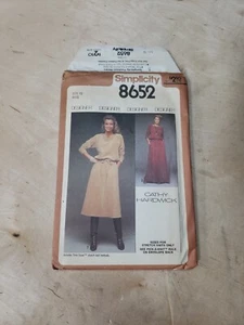 SIMPLICITY SCHNITTMUSTER #8652 MISSES PULLOVER ZWEITEILIGES KLEID GRÖSSE 12. -SCHNITT- - Bild 1 von 4