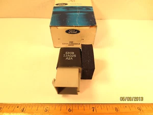 FORD 1988/1989 LINCOLN CONTINENTAL(DC) RELAY LCD DIMMER & ANTI THEFT ALARM NOS - Picture 1 of 3