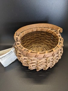 NWT Vintage Basketville Shaker Basket with Adjustable Handle - Picture 1 of 4