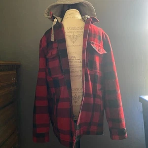 American Eagle Outfitters Black and Red Checkered Flannel Jacket sz M - Picture 1 of 8