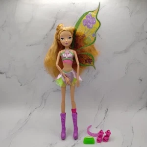 Poupée Winx Believix Flora incomplète avec une aile abîmée quelques accessoires Speedix - Photo 1/17