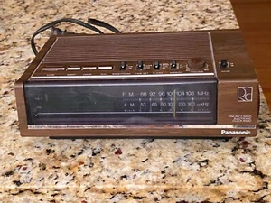 VINTAGE • Panasonic • RC-6050 • AM/FM Alarm Clock Radio • Tested/Works - Picture 1 of 14