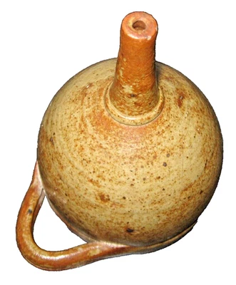 Ancien entonnoir en grès salé vernissé de La Borne - Photo 1/4