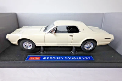 Sun Star 1542 White 1967 Mercury Cougar XR7  Classic Models 1:18 Scale - Image 1 of 4