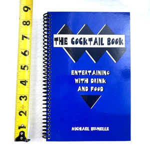 Vtg 1998 The Cocktail Book Recipes Michael Brunelle - Imagen 1 de 4