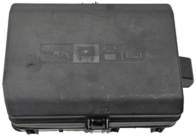 2019-2022 CHEVROLET SILVERADO 1500 ENGINE FUSE RELAY JUNCTION BOX BLOCK OEM 6313 Foto 1 de 4