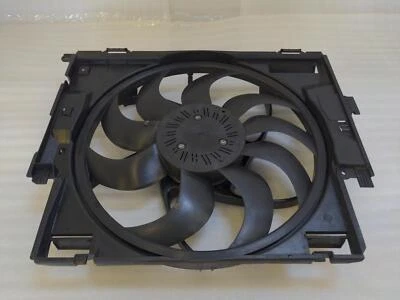Motor elétrico ventilador de refrigeração 12-15 BMW 335I 7608409 8240654 82K KM - Imagem 1 de 4