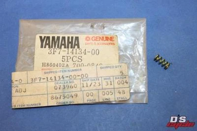 OEM Yamaha Adjuster Spring 1979-1993 QT50 TT250 MJ50 PW50 3F7-14134-00-00 Foto 1 de 4