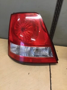 2005 Kia Sorrento Driver Side Tail Light - Picture 1 of 2