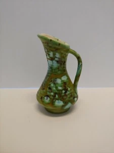 Vintage Miniatur kleiner grüner Keramik Krug mit Henkel signiert vom Künstler - Bild 1 von 10