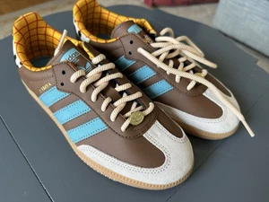 New Adidas Samba OG Toy Story Woody 4Y Youth Sneakers - Picture 1 of 8