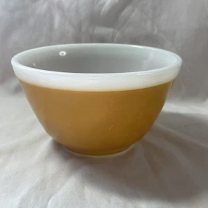 Vintage Pyrex Fall Colors Americana 401 Mixing Bowl White Rim Harvest Gold Bowl - Picture 1 of 6