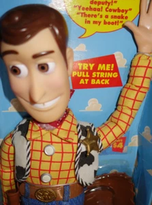 Disney TOY STORY Poseable Pull String Talking WOODY 1995 Thinkway NOS NUOVO - Foto 1 di 12