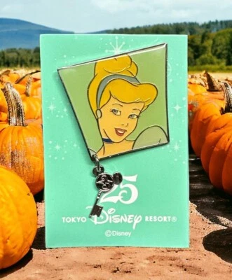 TDR - 灰姑娘 - 总结局 - Dream Goes On Finale - 银色钥匙别针 — 第 1/3 张图片