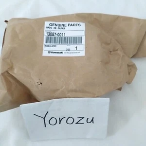NUEVO embrague buje genuino Kawasaki 13087-0011 - Imagen 1 de 4