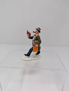 The Bookworm Lemax Christmas Holiday Village Accessoire Figur #22572 Retired - Bild 1 von 6