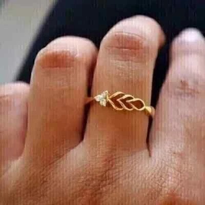 14K Yellow Gold Plated 1.20Ct Round Cut Moissanite Swirl Women's Wedding Ring - Image 1 of 4