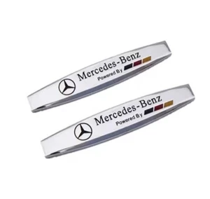 Lot 2 EMBLÈME 3D METAL CHROME LOGO MERCEDES BENZ sticker autocollant au dos - Foto 1 di 2