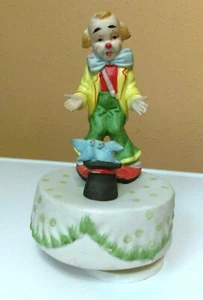 Vintage Clown Send In The Clowns Music Box Ceramic Figurine - Picture 1 of 7