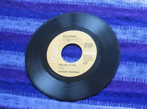 DAVID BOWIE - GOLDEN YEARS / CAN YOU HEAR ME  - RCA VICTOR PB-10441  45     VG+ - Bild 1 von 2