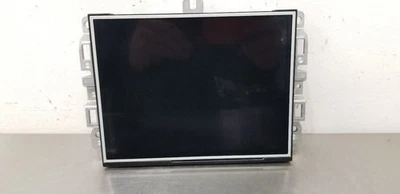 23 DODGE RAM 1500 CLASSIC STYLE RADIO AUDIO 8.4" DISPLAY AND RECEIVE - Image 1 of 4