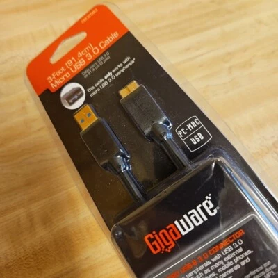 GIGAWARE MICRO USB 3.0 CABLE for PC MAC USB 3 ft 2602583 New - Image 1 of 4