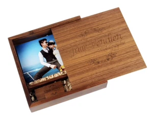 Personalised Wooden Usb with Photo Box, 32GB USB 3.0 * Special Day Memories * - Afbeelding 1 van 4