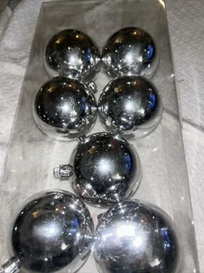 7 Palline addobbi natalizi in argento infrangibili - Foto 1 di 5