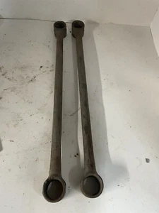 2 Pcs Rear Strut Rods Track Bar for Chevrolet Corvette 63-79 - Picture 1 of 1